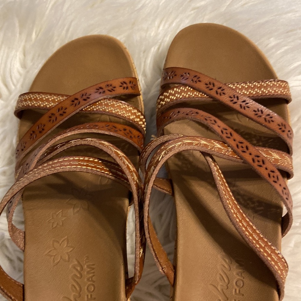 Skechers Luxe Foam Sandals excellent condition size 9 brown color - Picture 12 of 12